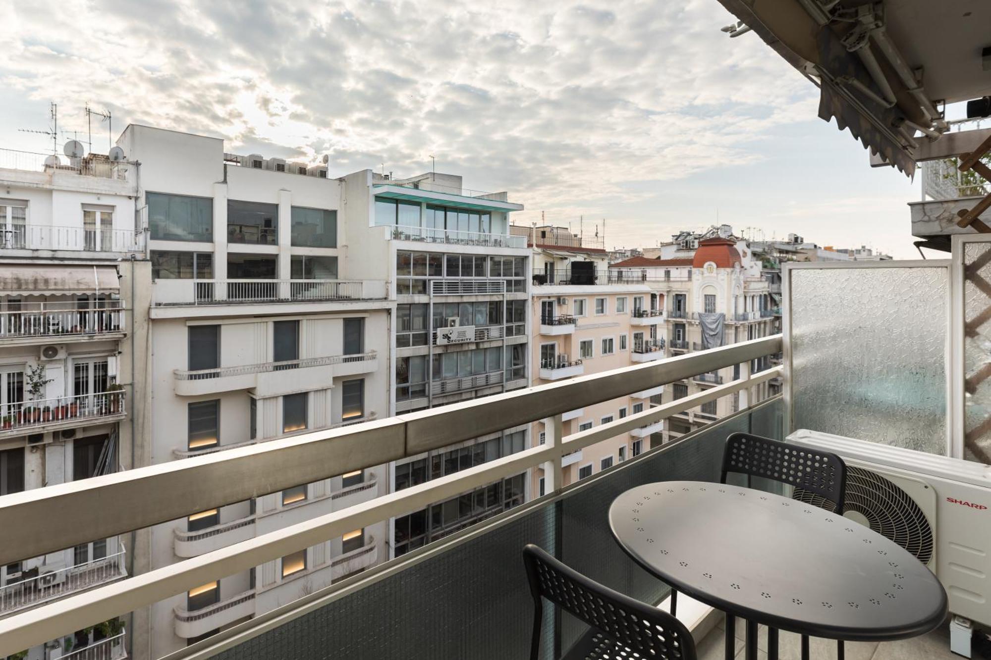 #Nereids Apts By Halu! Apartments Tesalonika Bagian luar foto